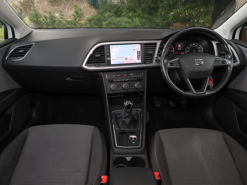Seat Leon 1.5 Tsi Evo Se Dynamic Ez DA20ULO White #3