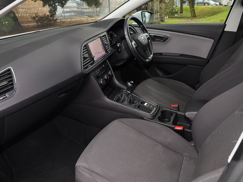 Seat Leon 1.5 Tsi Evo Se Dynamic Ez DA20ULO White #5