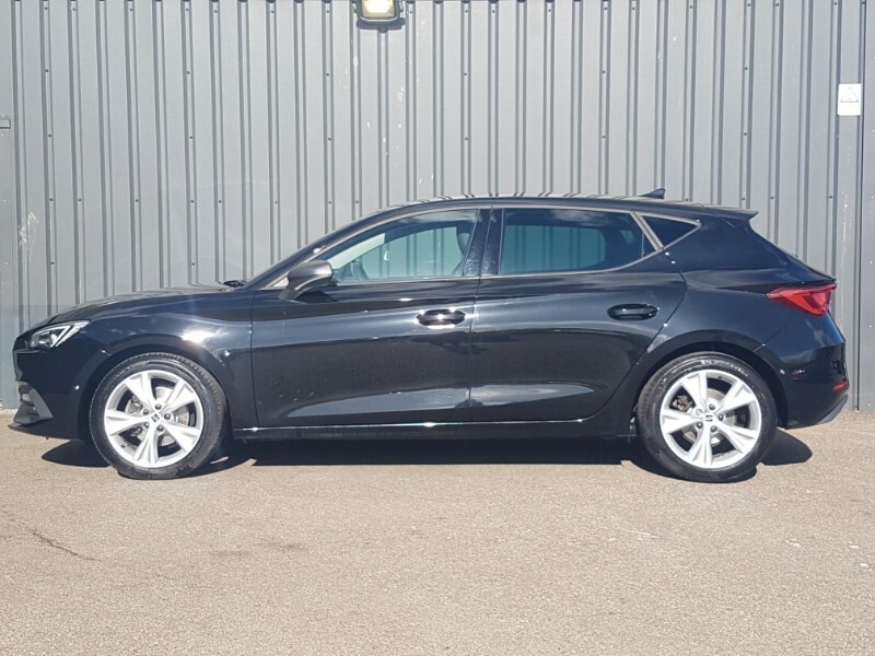 Seat Leon 1.5 Tsi Evo 150 Fr SV70ZDH Black #4