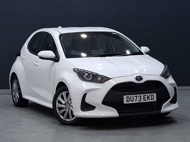 Toyota Yaris 1.5 Hybrid Icon Cvt White