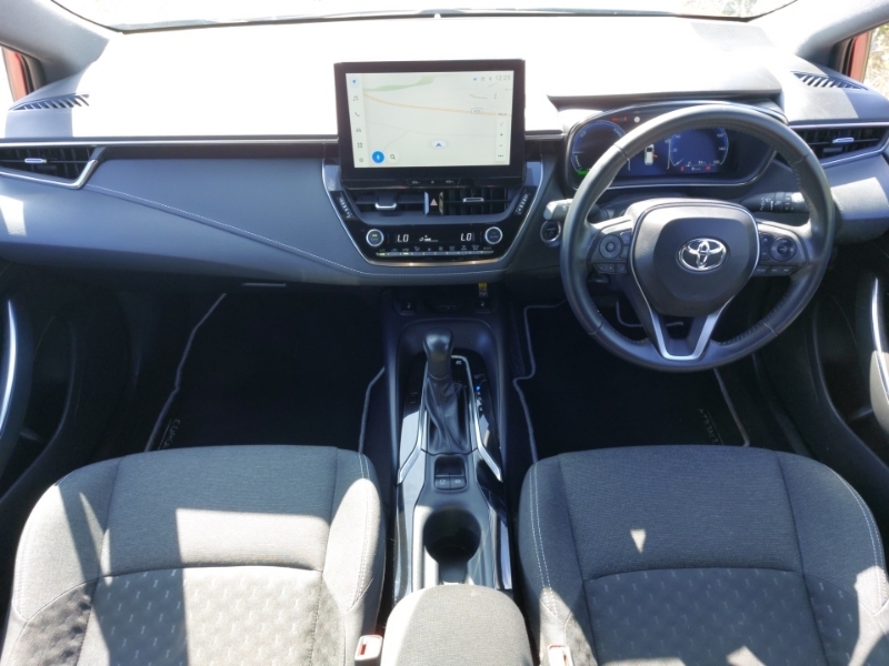 Toyota Corolla 1.8 Hybrid Icon Cvt YY23DSU Red #3