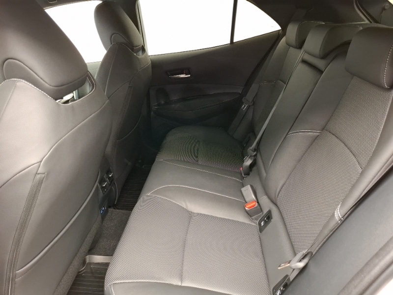 Toyota Corolla 1.8 Hybrid Excel Cvt VK73CZL Silver #6
