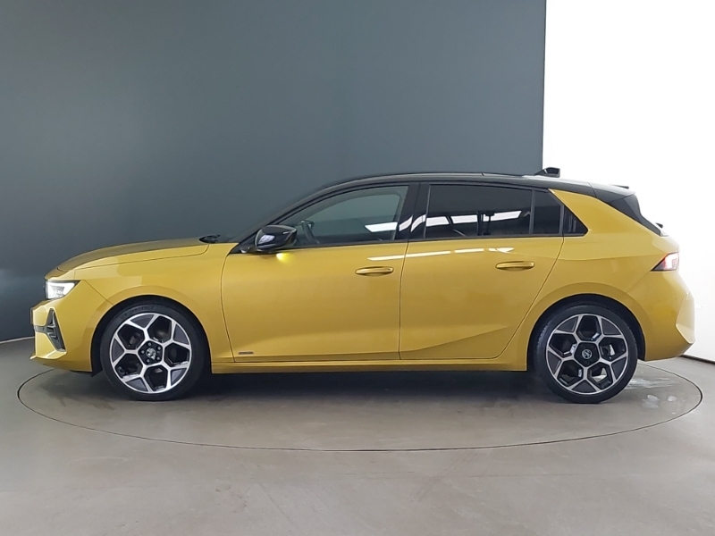 Vauxhall Astra 1.2 Turbo 130 Ultimate SD22SDZ Yellow #4