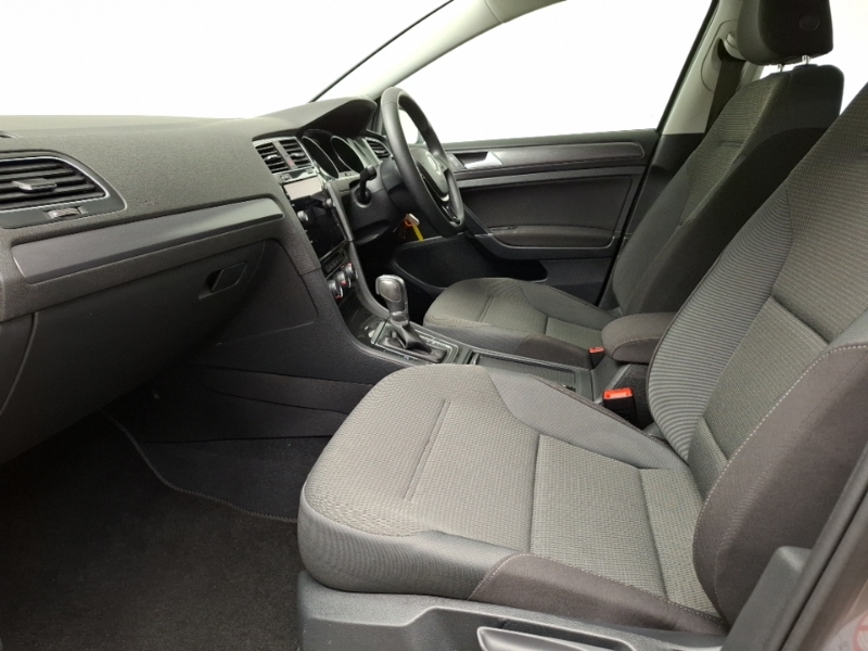Volkswagen Golf 1.0 Tsi 110 Se Nav Dsg Grey #5