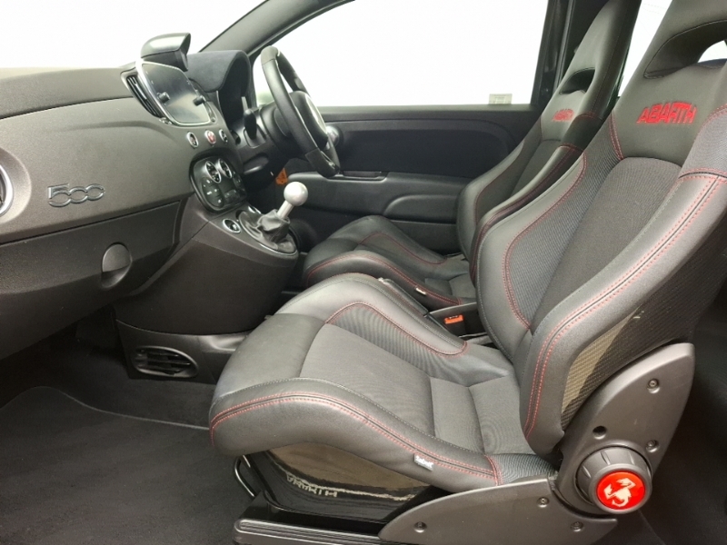 Abarth 595 1.4 T-jet 180 Essesse 70Th Anniversary SC71HFP Black #5
