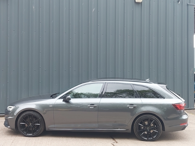 Audi A4 35 Tfsi Black Edition MH19YDW Grey #4