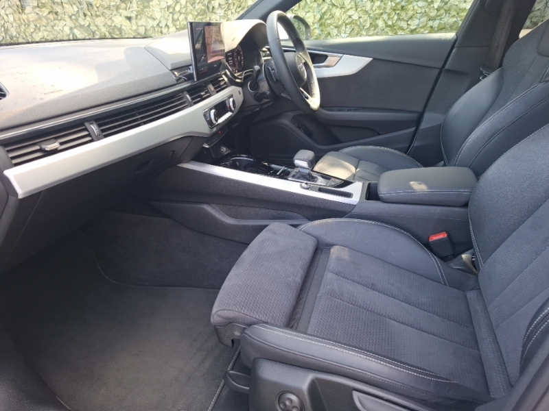 Audi A4 40 Tfsi 204 S Line S Tronic YD24AXG White #5