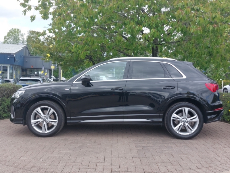 Audi Q3 40 Tfsi Quattro S Line S Tronic SO70RTU Black #4
