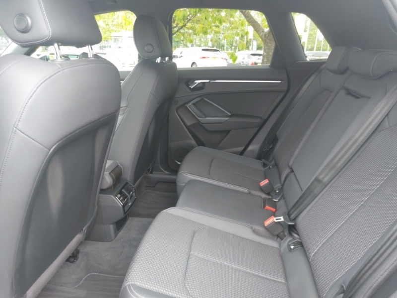 Audi Q3 40 Tfsi Quattro S Line S Tronic SO70RTU Black #6