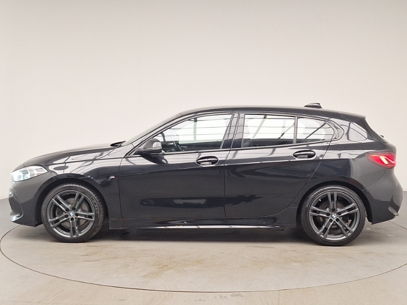 BMW 1 Series 118D M Sport SB70VKJ Black #4