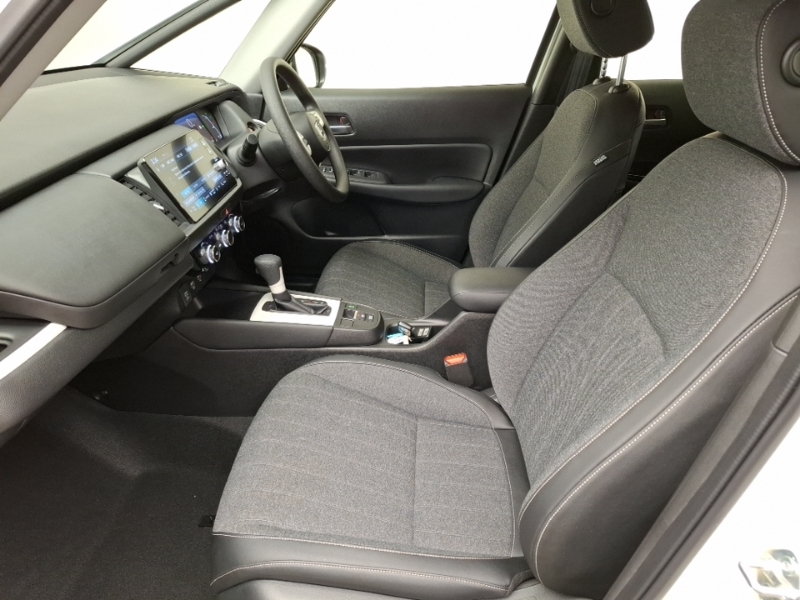 Honda Jazz 1.5 I-mmd Hybrid Sr Ecvt White #5