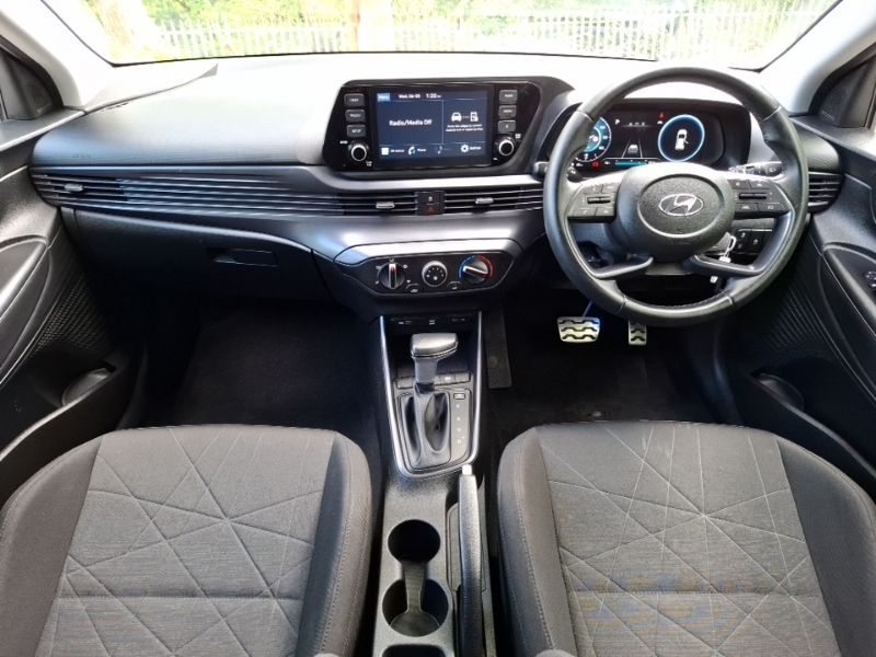 Hyundai Bayon 1.0 Tgdi 48V Mhev Se Connect Dct OV73LOH Black #3