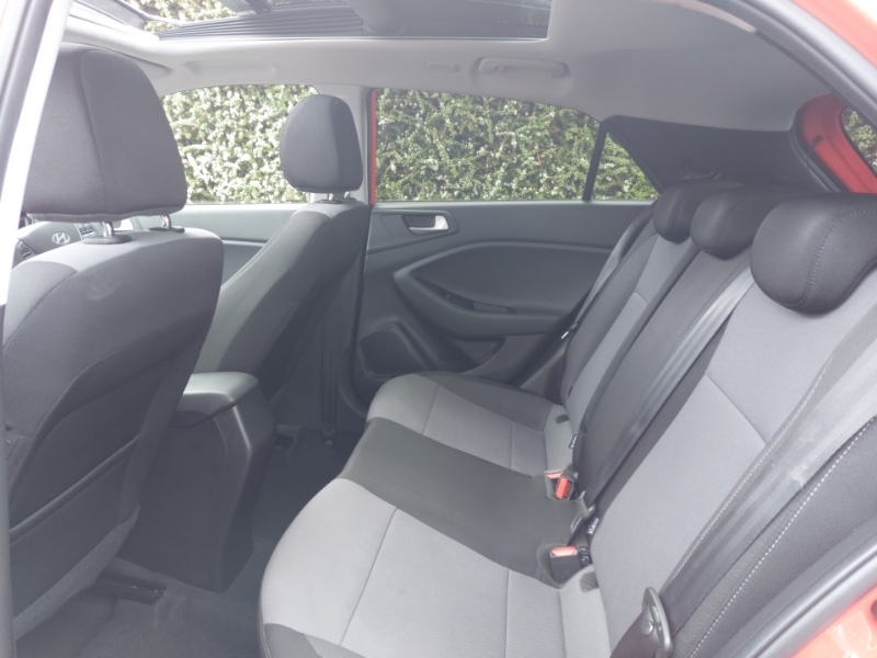 Hyundai I20 1.0 T-gdi 120 Premium Se Nav Red #6