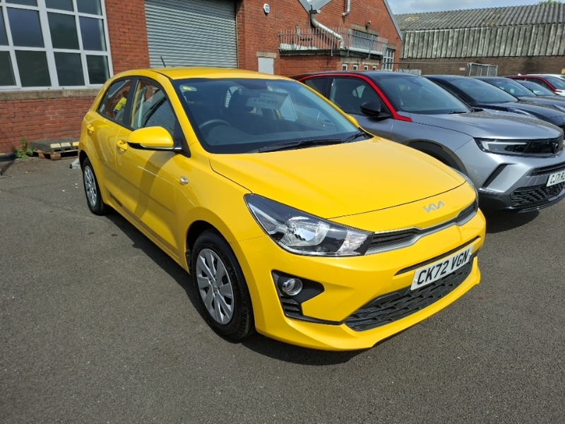 Kia RIO 1.2 Dpi 1 Yellow