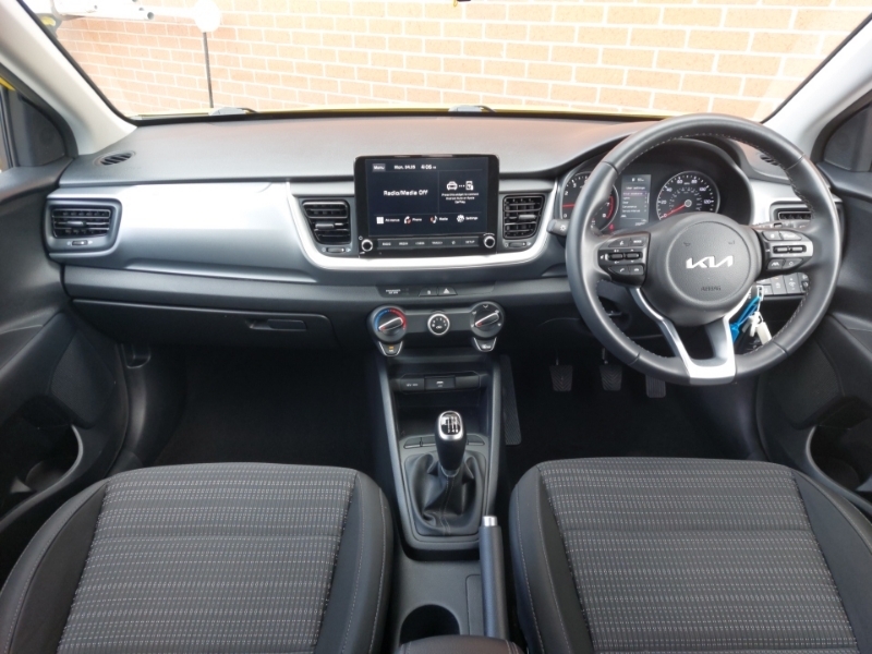 Kia Stonic 1.0T Gdi 99 2 SB72VAK Yellow #3
