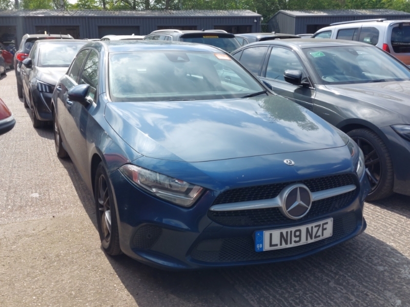 Mercedes-Benz A Class A180 Se Executive Blue