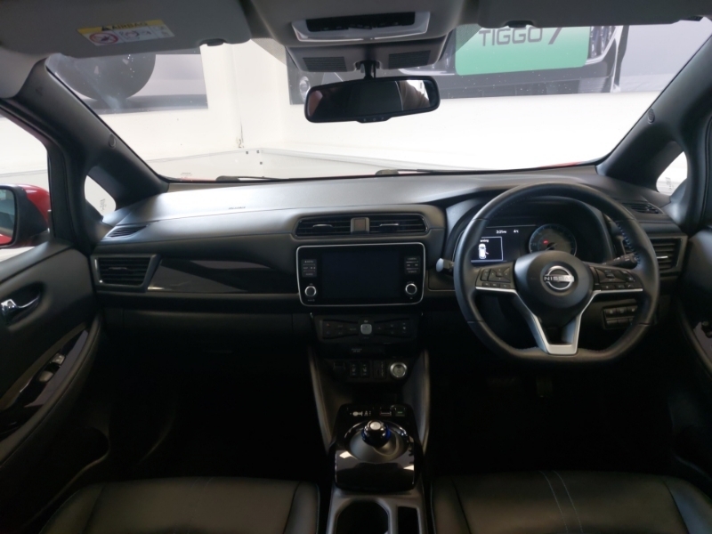 Nissan Leaf 160Kw E N-connecta 59Kwh Red #3
