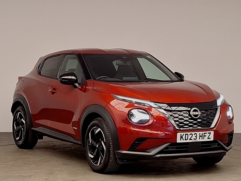 Nissan Juke 1.6 Hybrid N-connecta Red
