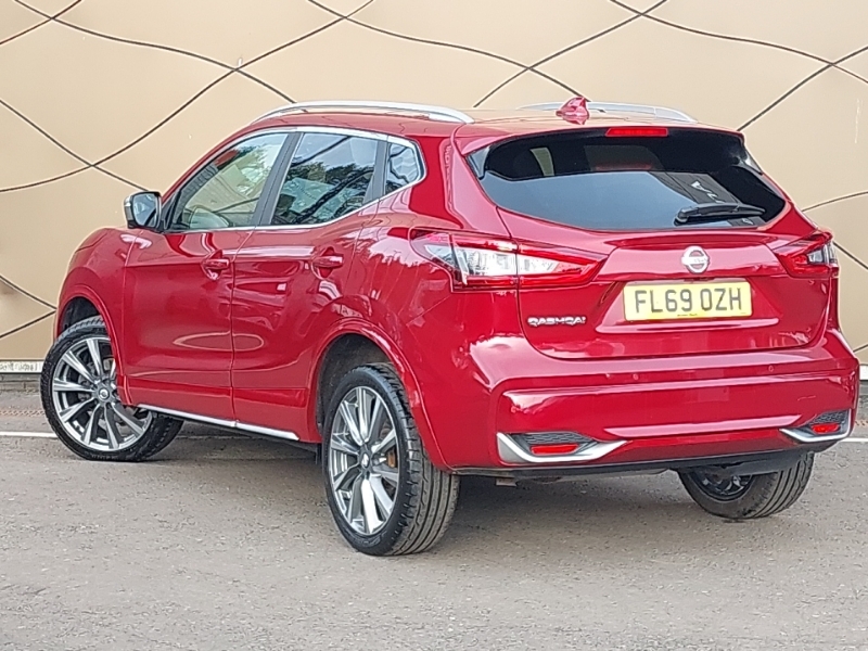 Nissan Qashqai 1.5 Dci 115 Tekna Dct Red #2
