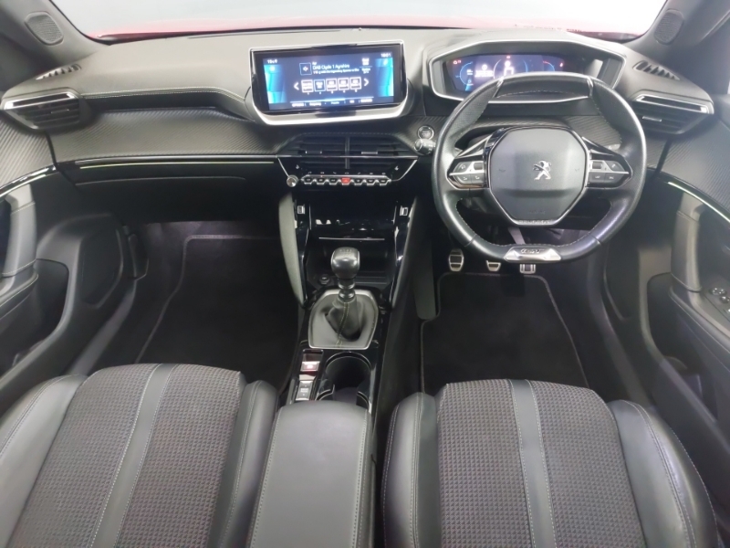 Peugeot 2008 1.2 Puretech 130 Gt Line SA70CVK Red #3