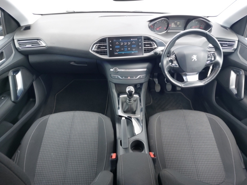 Peugeot 308 1.5 Bluehdi 130 Active Black #3