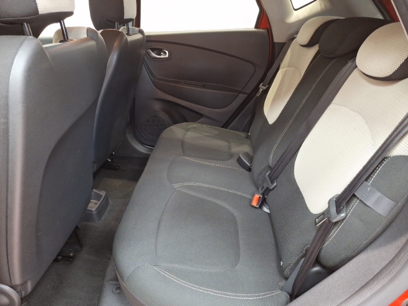 Renault Captur 0.9 Tce 90 Iconic NG19BXY Red #6