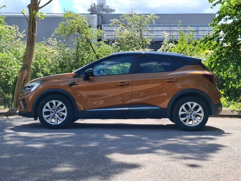 Renault Captur 1.0 Tce 100 Iconic CA20KVV Orange #4