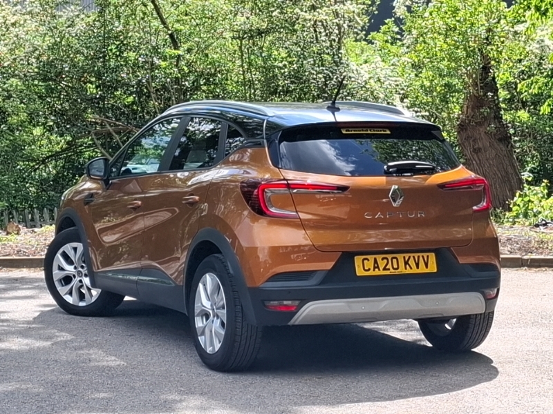 Renault Captur 1.0 Tce 100 Iconic CA20KVV Orange #2
