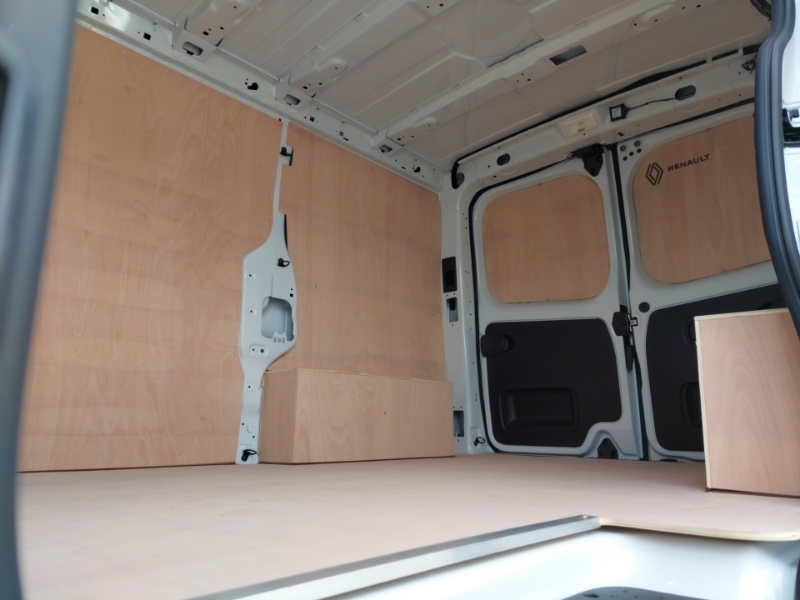 Renault Trafic Sl30 Blue Dci 150 Advance Safety Van Eag9 SD26LFL White #6