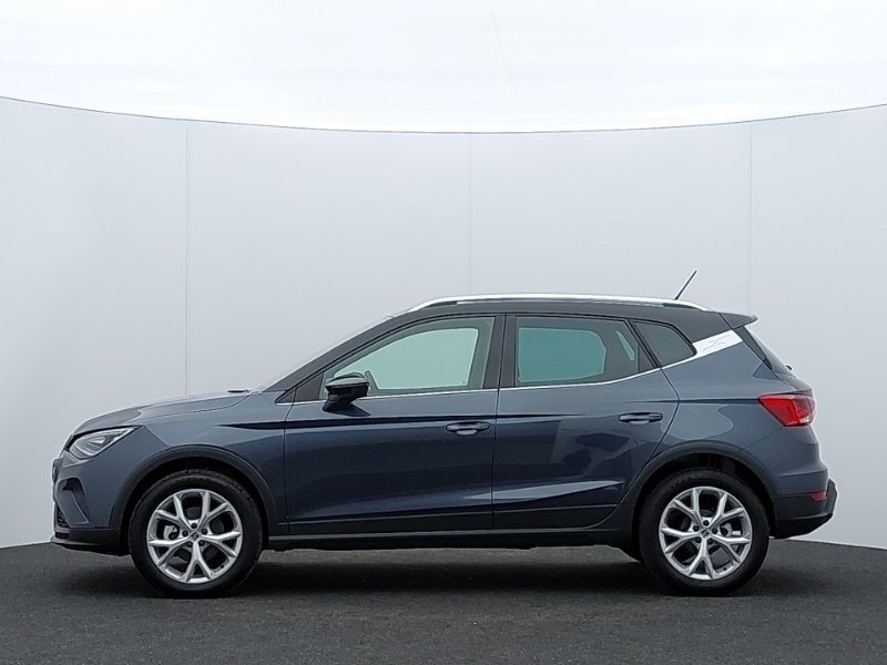 Seat Arona 1.5 Tsi 150 Fr Dsg Grey #4