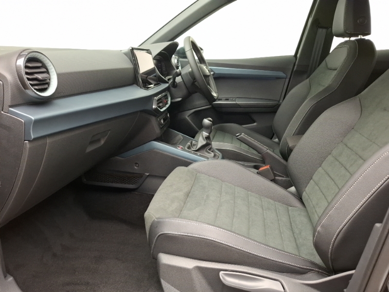 Seat Arona 1.0 Tsi 115 Xperience Lux Black #5