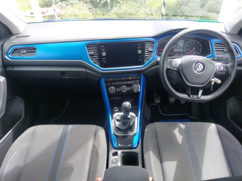 Volkswagen T-Roc 1.0 Tsi Design PK19YGW Blue #3