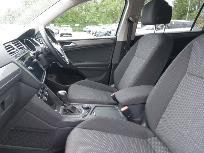 Volkswagen Tiguan Allspace 2.0 Tdi 4Motion Match Dsg YC20WVP Grey #5