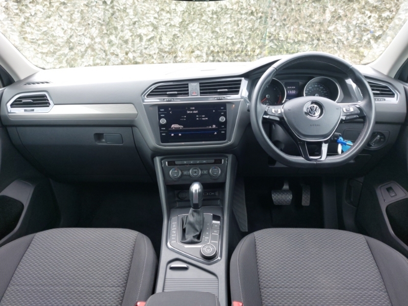 Volkswagen Tiguan Allspace 2.0 Tdi 4Motion Match Dsg YC20WVP Grey #3