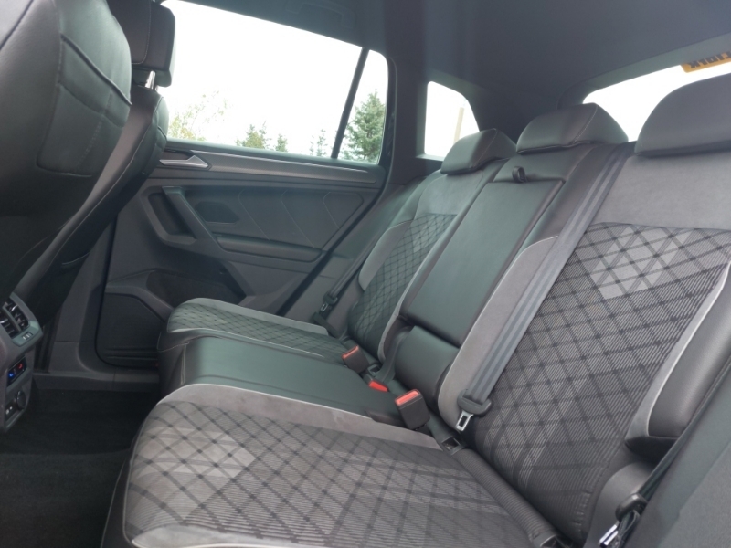 Volkswagen Tiguan 2.0 Tdi 4Motion R-line Dsg PJ72UEF Black #6