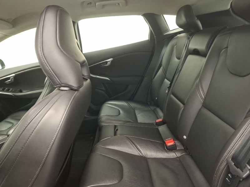 Volvo V40 T3 152 Inscription Edition Geartronic PO69LHF Blue #6