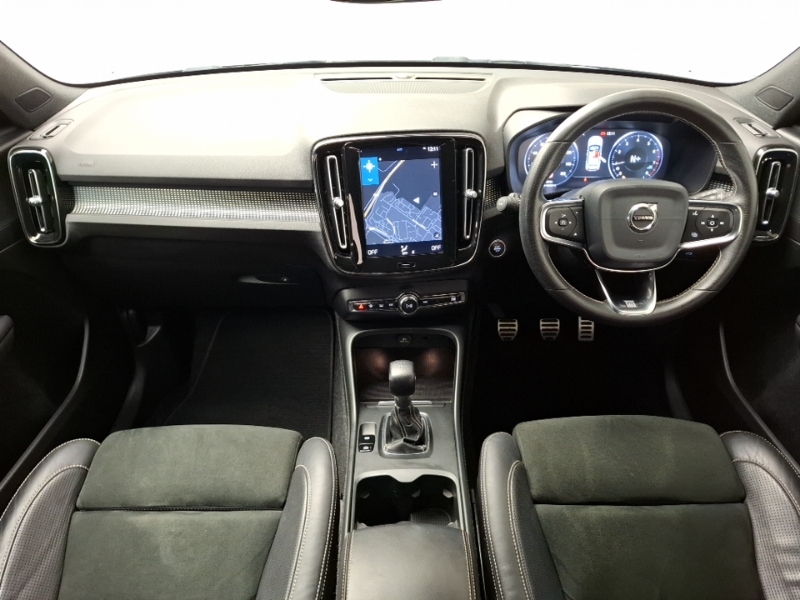 Volvo XC40 1.5 T3 163 R Design AK20KZJ Black #3