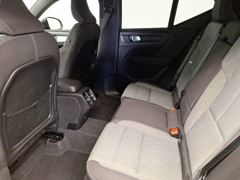Volvo XC40 2.0 B3p Plus Dark SO23CXP Silver #6