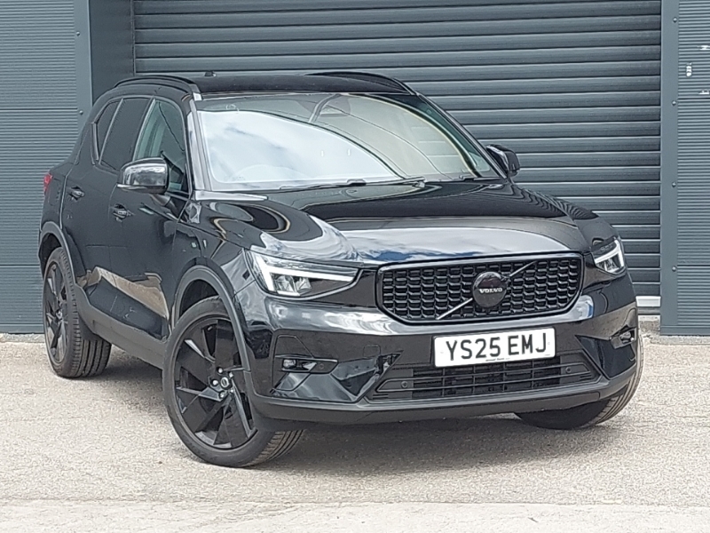 Volvo XC40 2.0 B4p Plus Black Edition Black