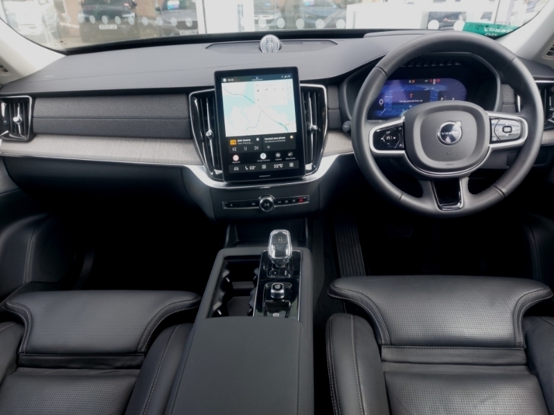 Volvo XC90 2.0 B5p Ultra Dark Awd Geartronic RV25VNC Black #3