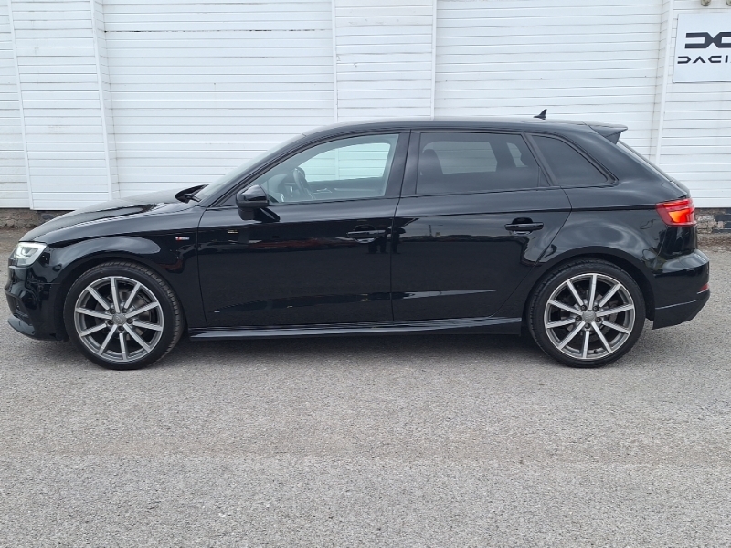 Audi A3 30 Tfsi 116 Black Edition SK19GKA Black #4