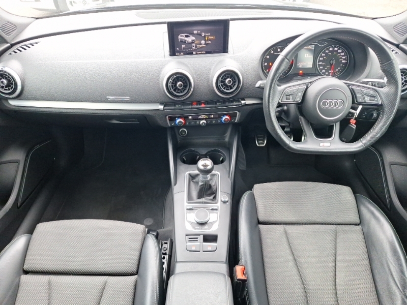 Audi A3 30 Tfsi 116 Black Edition SK19GKA Black #3
