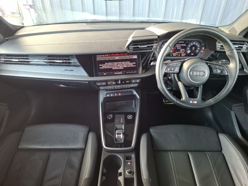 Audi A3 35 Tfsi S Line S Tronic RJ72FZV Black #3