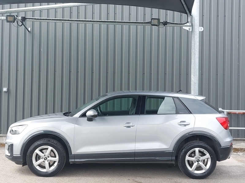 Audi Q2 30 Tdi Technik S Tronic LS70ODJ Silver #4