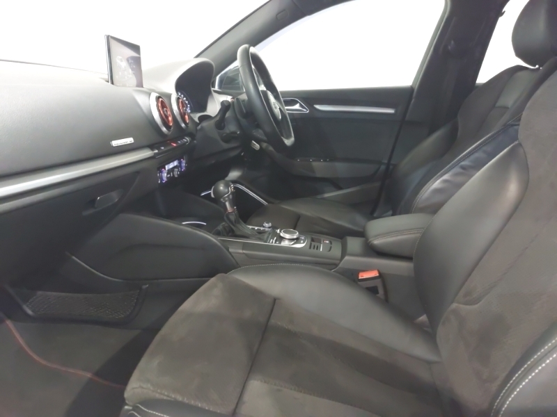 Audi S3 Tfsi Quattro Black Edition S Tronic RV67UWG White #5