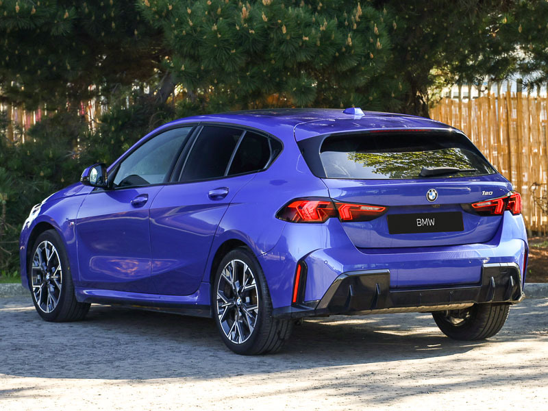 BMW 1 Series 120 M Sport Step SY74WFL Blue #2