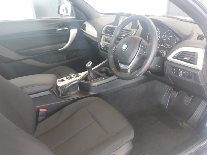 BMW 2 Series 218D 150 Se Nav VE66LCF White #6