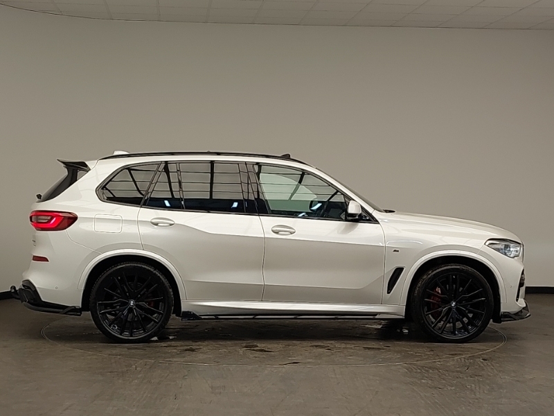 BMW X5 Xdrive30d Mht M Sport ST72LBV White #3