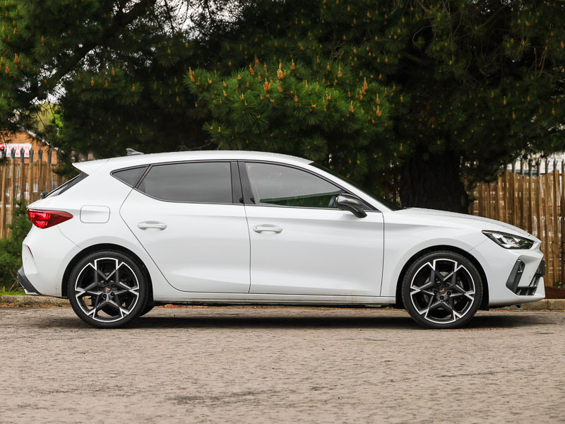 Cupra Leon 1.5 Tsi 150 V2 White #4
