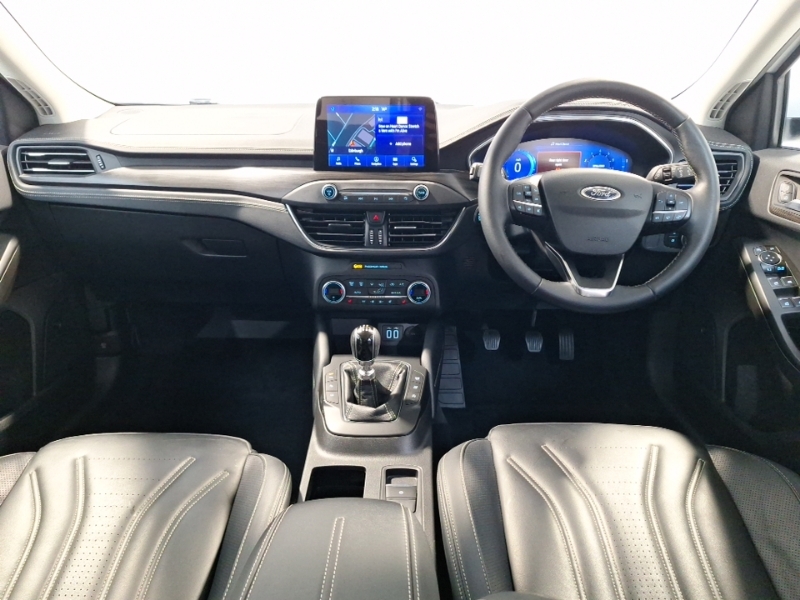 Ford Focus 1.0 Ecoboost Hybrid Mhev 125 Vignale Edition SF21VHM White #3